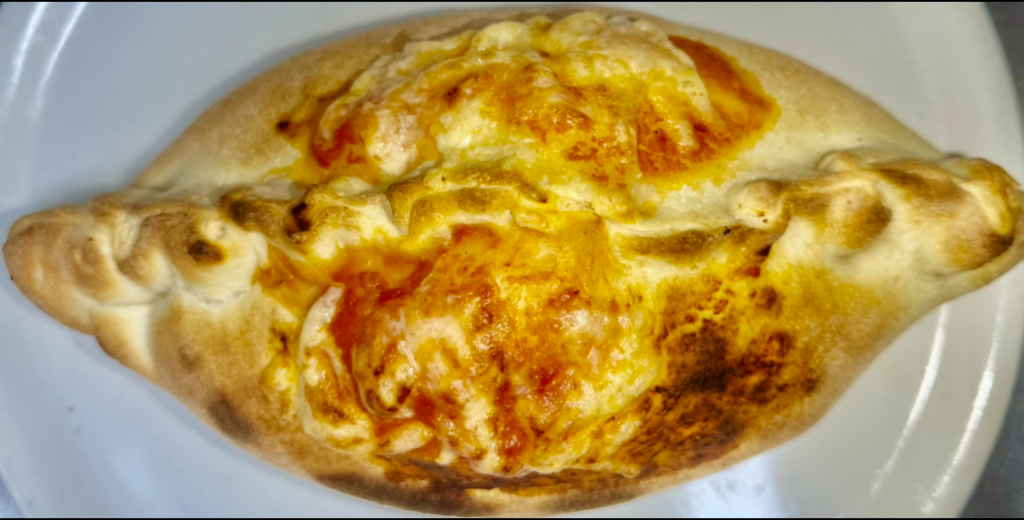 Spaghetti Indbagt Pizza